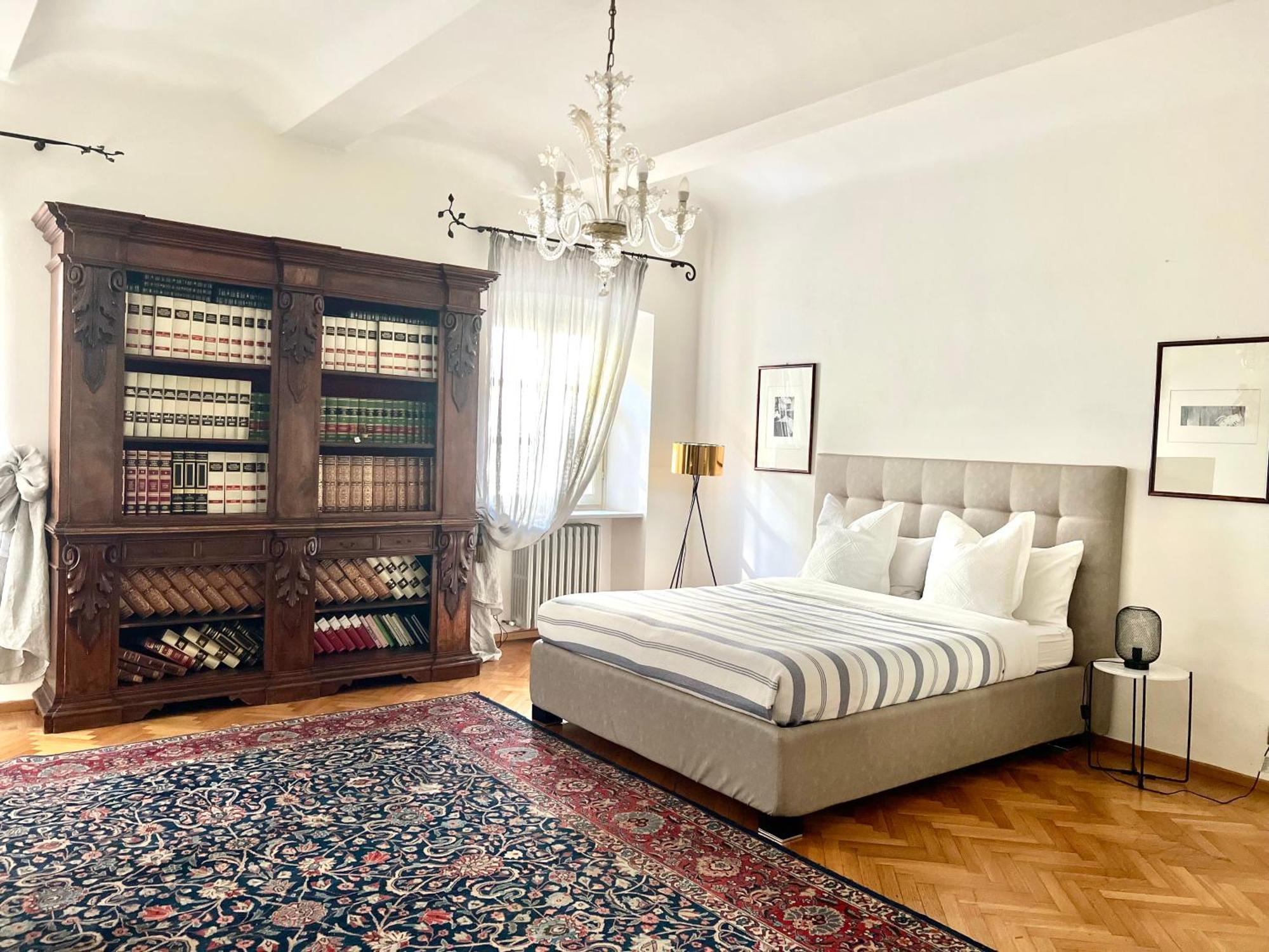 Comecasa Alfieri Elegant Apartment Asti Buitenkant foto